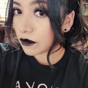 Meet your Posher, Virginia